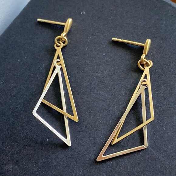 💛 9k Yellow & White Gold Geometric Triangle Dangle Earrings - Picture 4 of 7